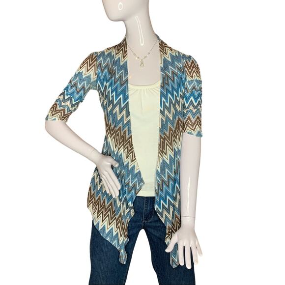 Almost Famous Crochet on Back 3/4 Sleeve Size S - Picture 1 of 8